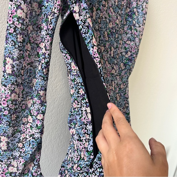 ASTR The Label Ruched Front Floral Midi Dress - Picture 13 of 13